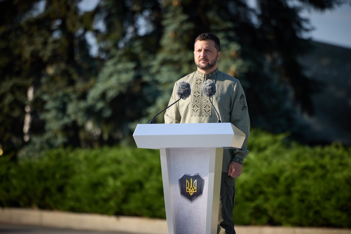 Controffensiva ucraina, Zelensky: "Stiamo avanzando anche se i russi hanno minato i territori" Controffensiva ucraina, Zelensky: "Stiamo avanzando anche se i russi hanno minato i territori"