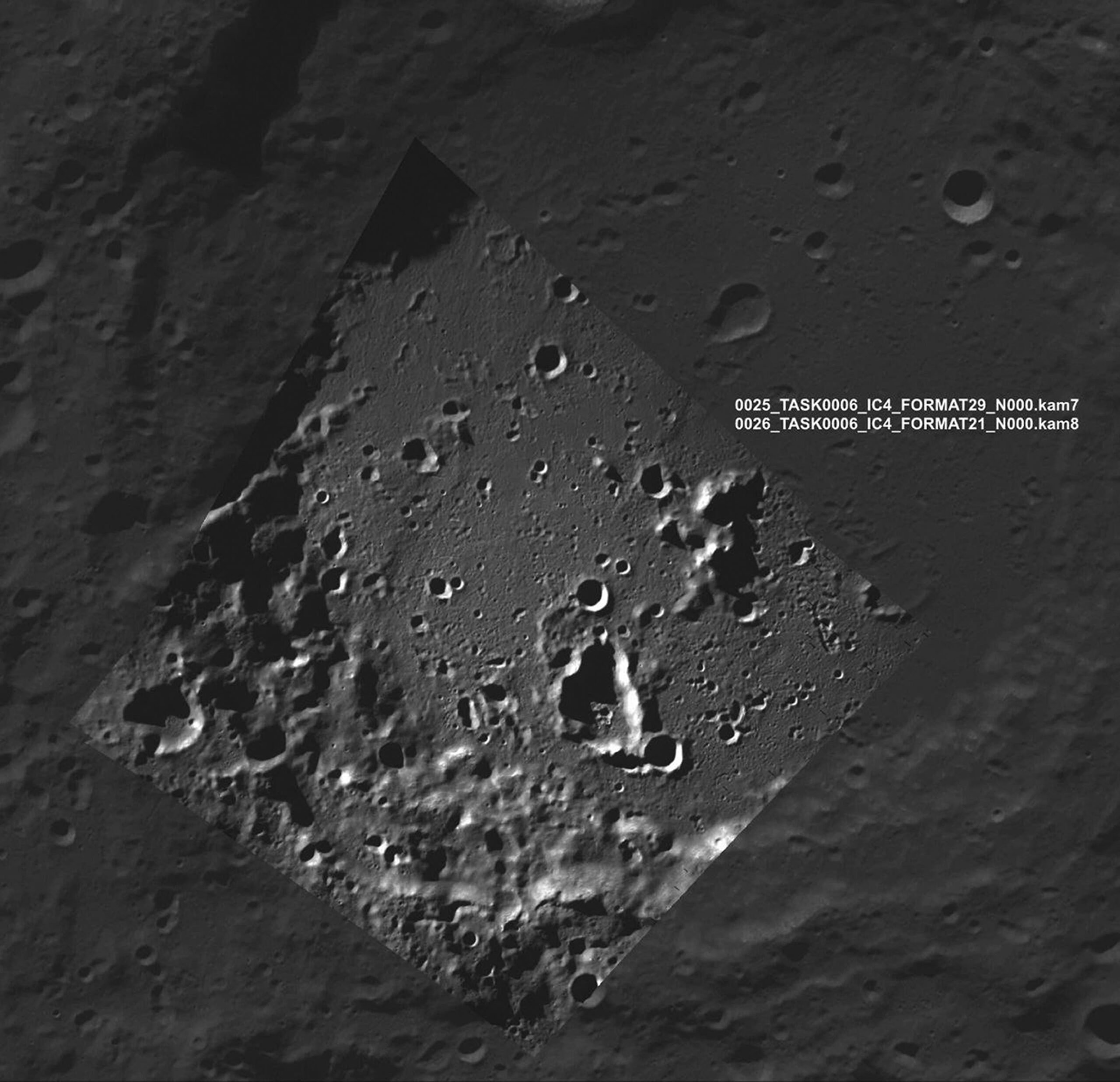 L'agenzia spaziale russa dice che decenni di inattività hanno causato lo schianto del lander Luna-25