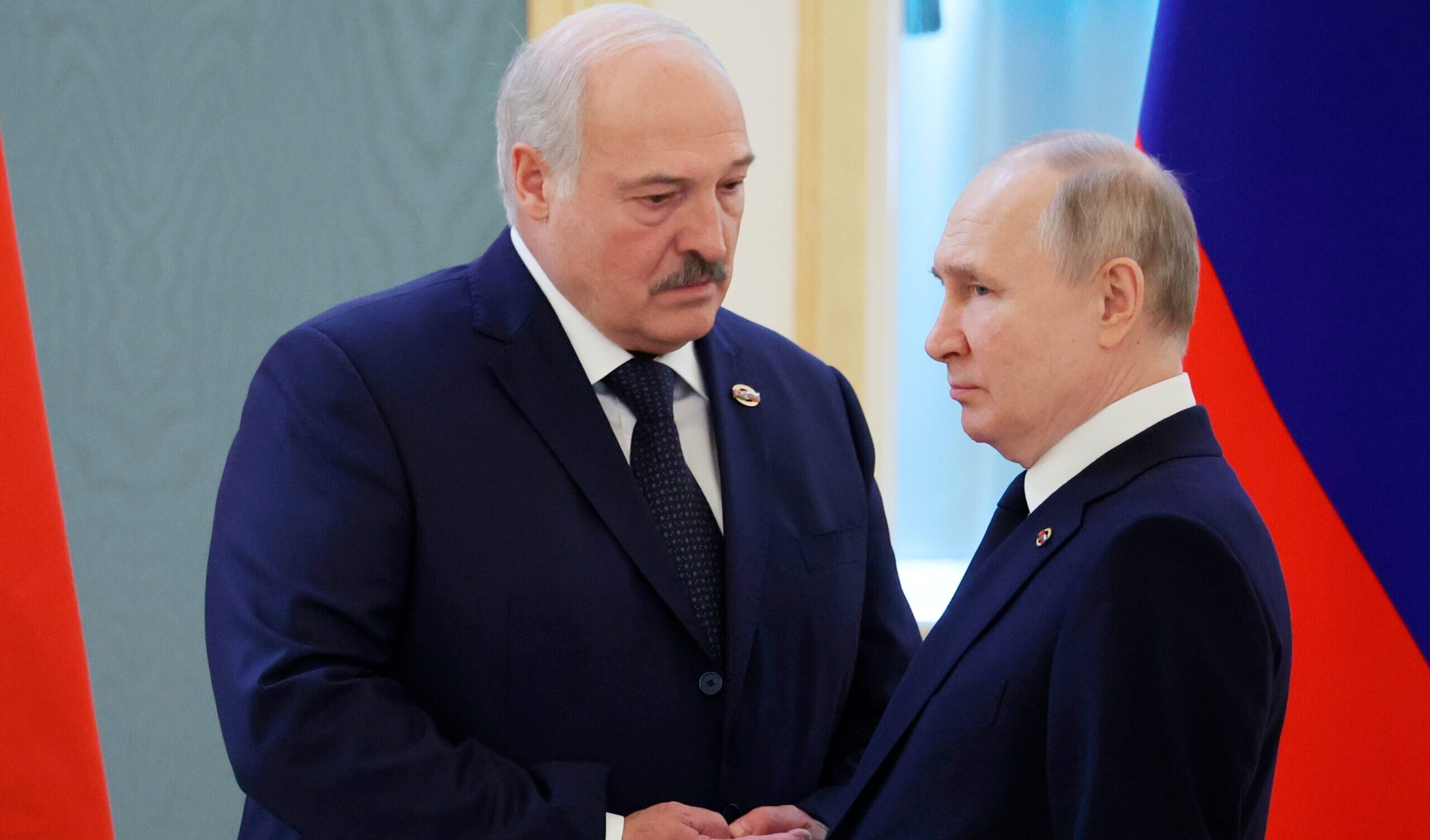 Lukashenko: "Il piano di pace di Zelensky non in linea con quanto sta accadendo nel campo"