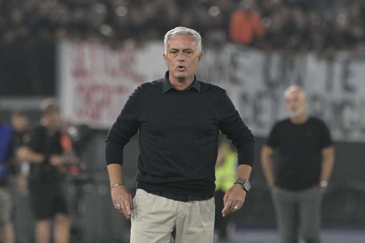 A Mourinho va di traverso la sconfitta in casa con il Milan e si mette in silenzio stampa