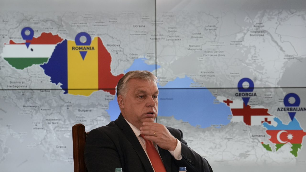 Orban accusa Ue e Nato di preparare l'entrata in guerra a fianco dell'Ucraina