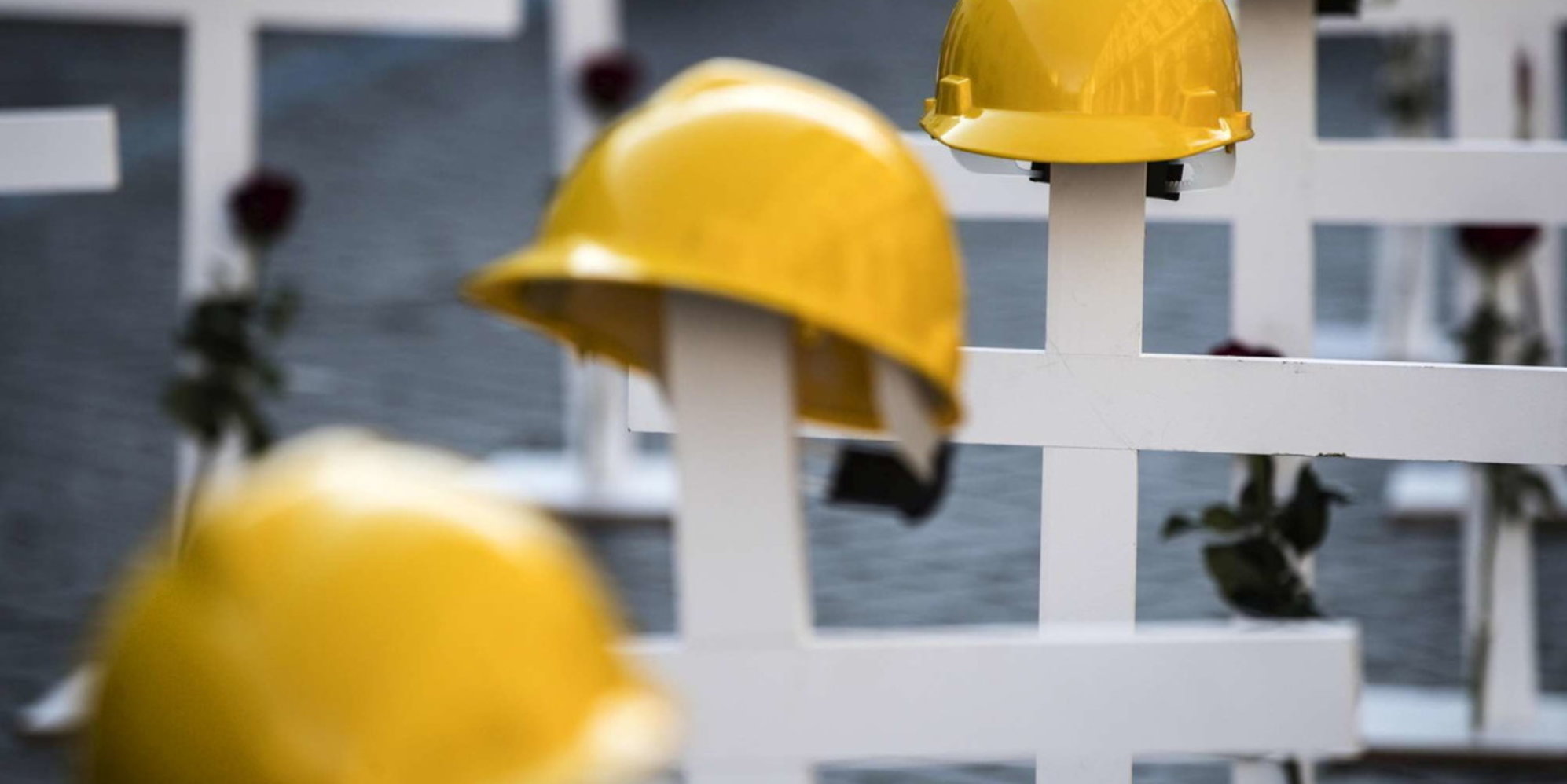 Morti sul lavoro, tragedia anche a Oppido Lucano: un 56enne è caduto da un'impalcatura a causa del vento