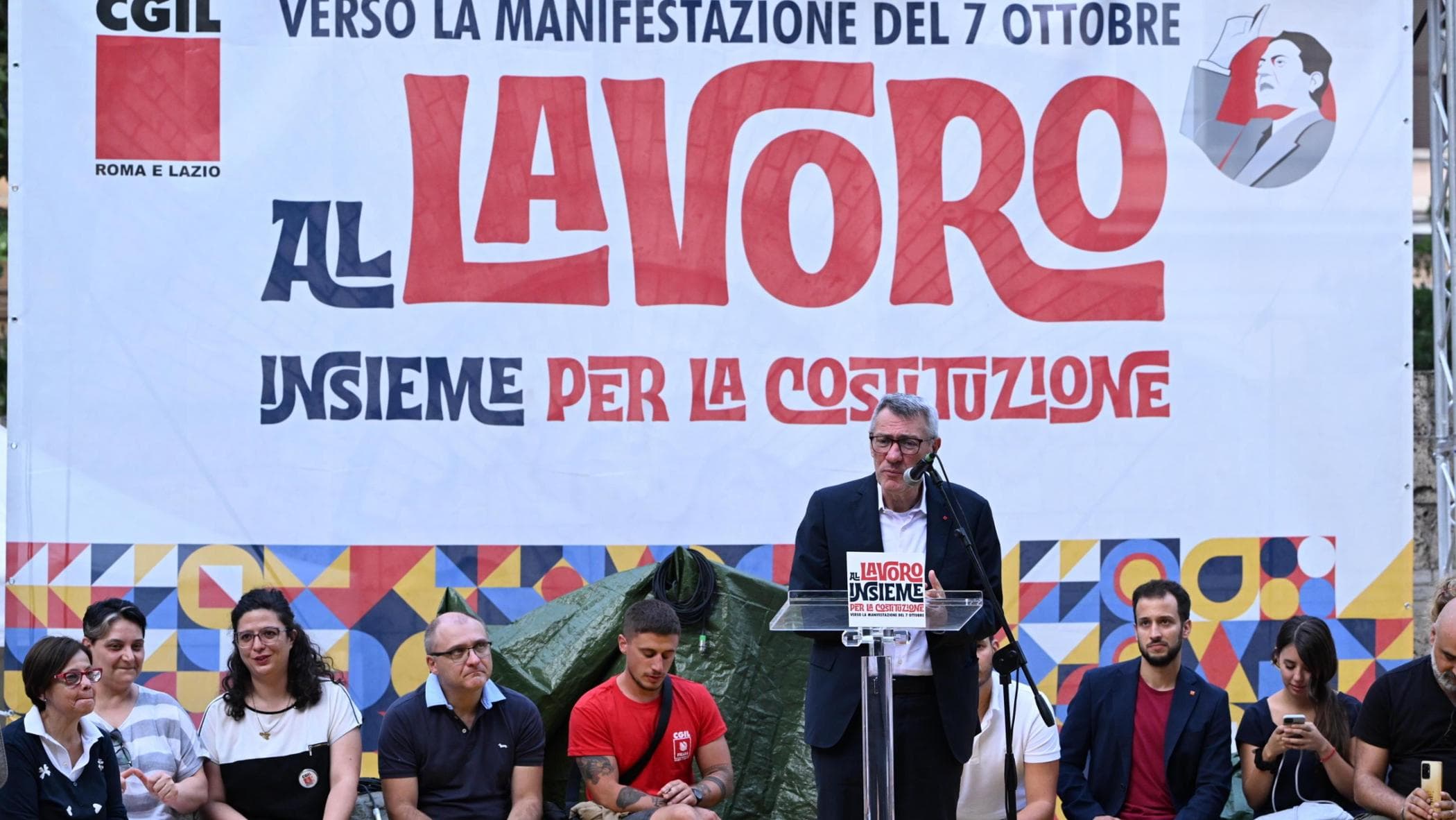 Landini (Cgil): "Con il governo Meloni solo confronti finti, ad aprile faremo un nuovo sciopero"