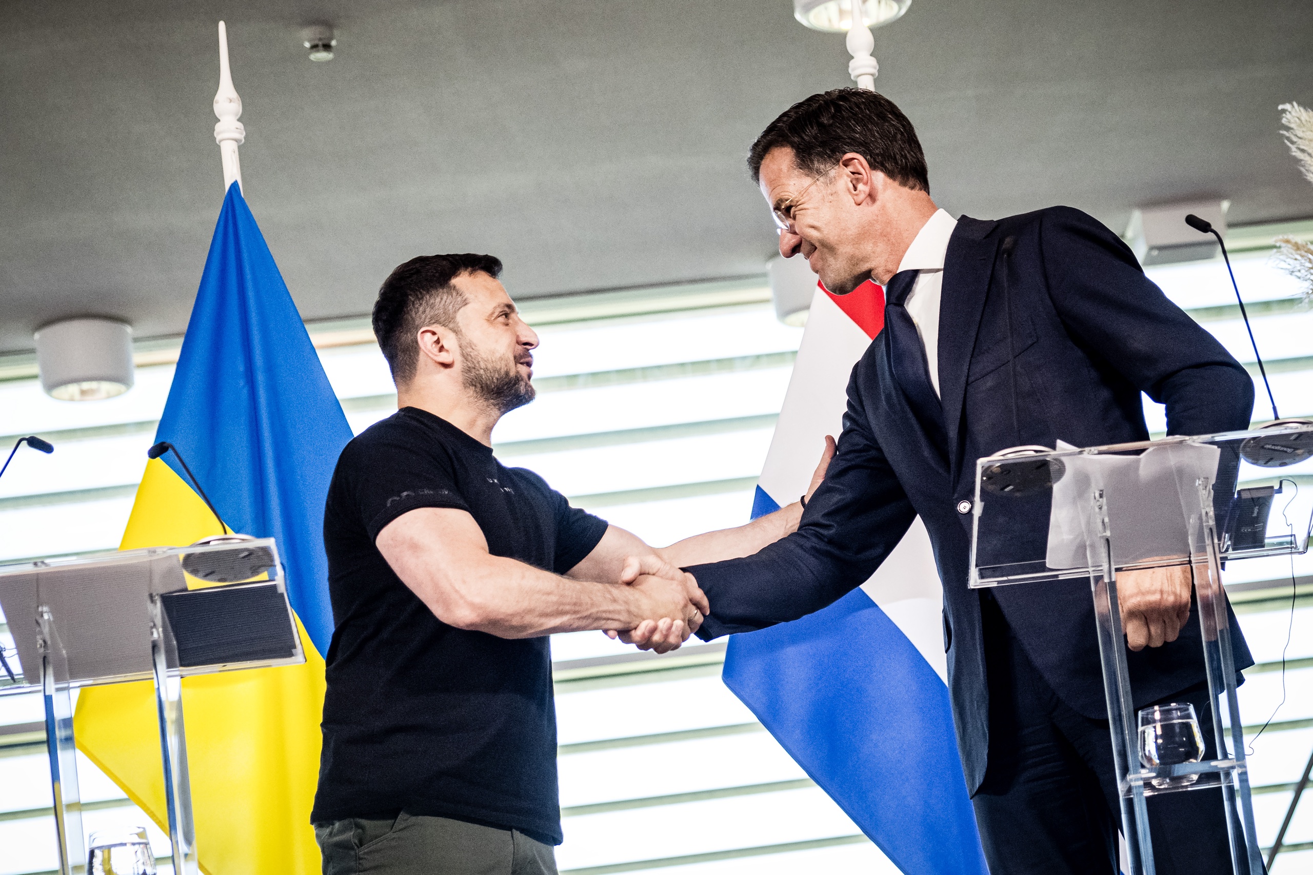 Zelensky e Rutte a Odessa per migliorare le difese aeree ucraine