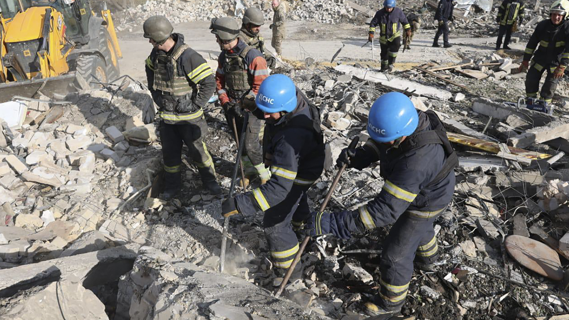 Strage di Hroza: salgono a 52 le vittime ucraine del bombardamento russo