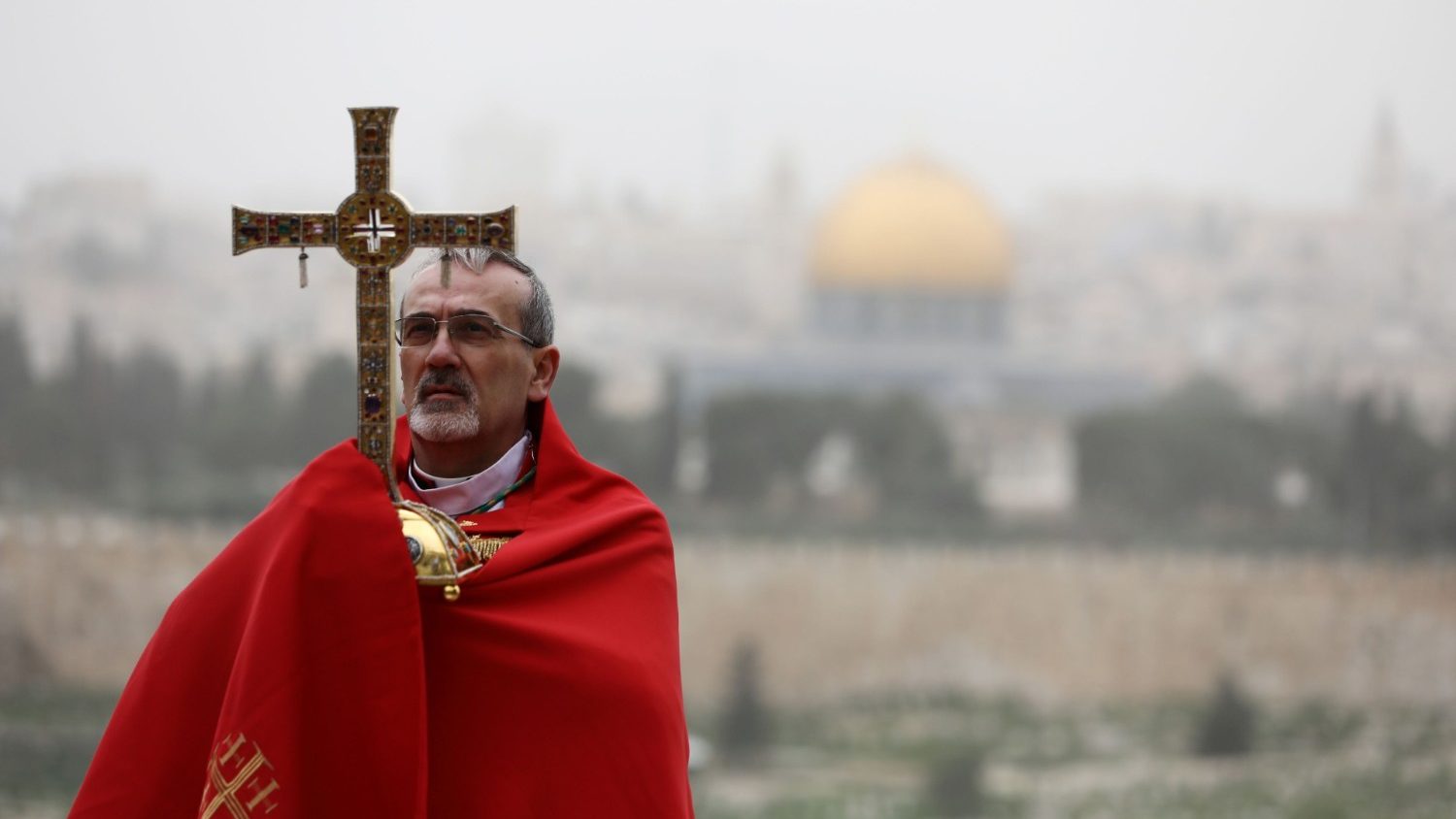 Gaza, la denuncia del cardinale Pizzaballa: "Tutte le infrastrutture distrutte"
