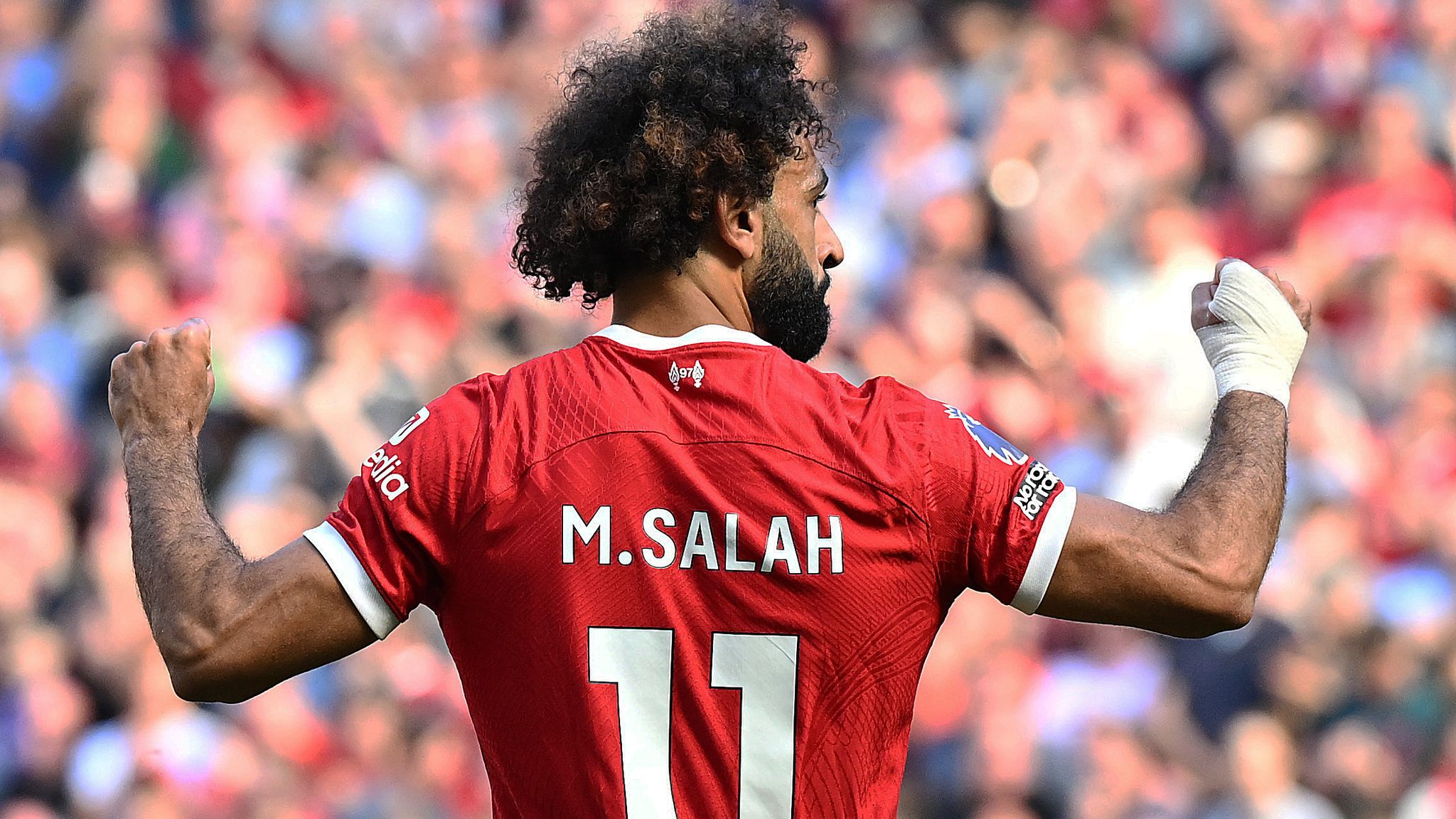 Salah lancia un accorato appello per Gaza: "Basta massacri, prevalga l'umanità"