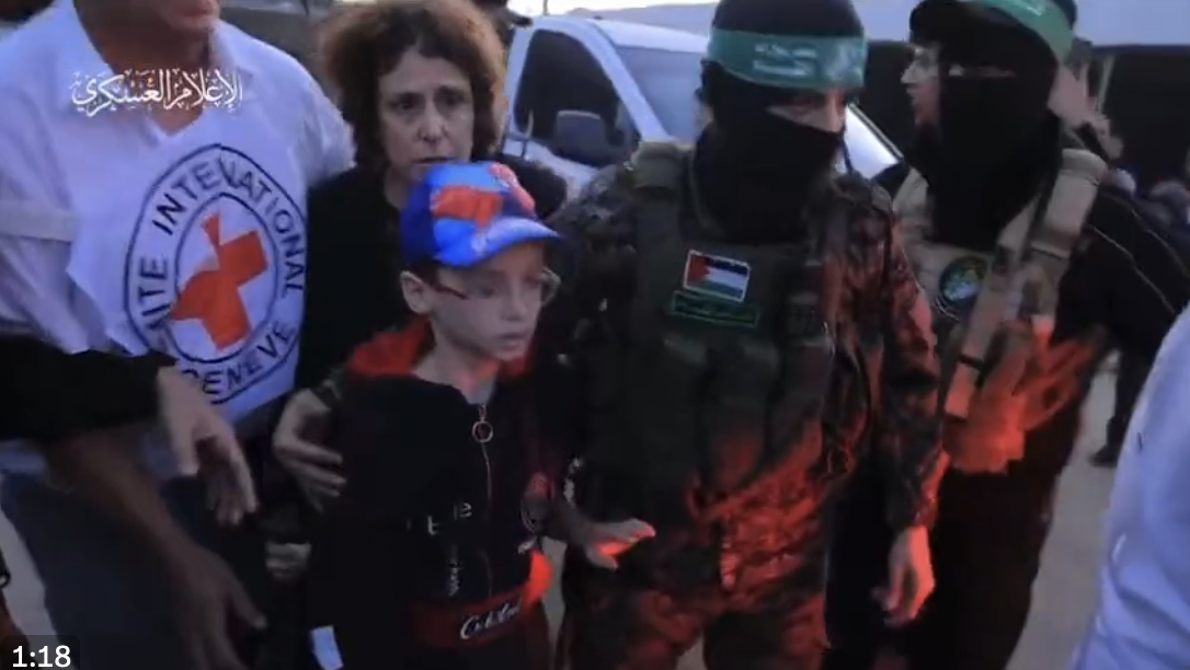 Screenshot 2023-11-24 alle 22.20.08 I primi ostaggi israeliani a casa mentre prigionieri palestinesi sono stati liberati