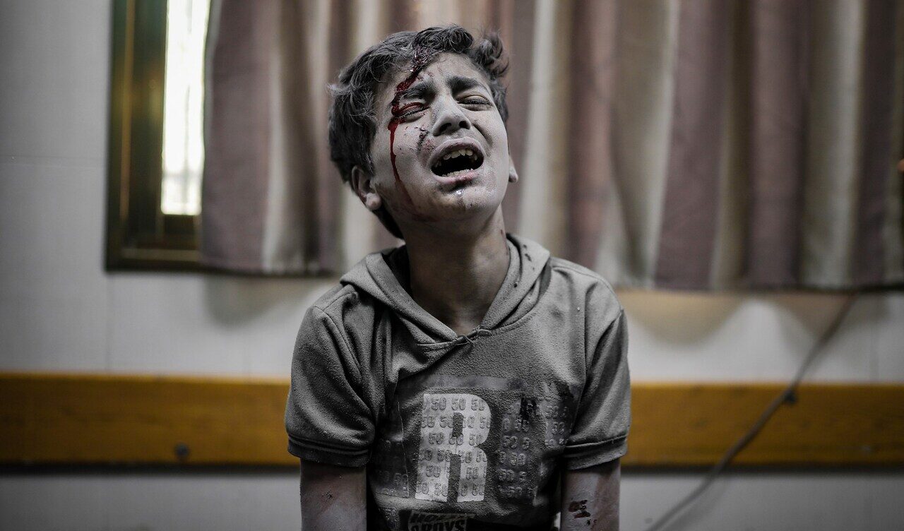 Guerra di Gaza: 10.569 palestinesi morti, tra loro 4.324 bambini