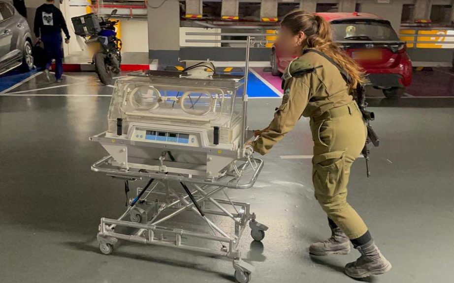 Israele ora vuole trasferire le incubatrici per consentire l'evacuazione dell'ospedale di Al Shifa di Gaza