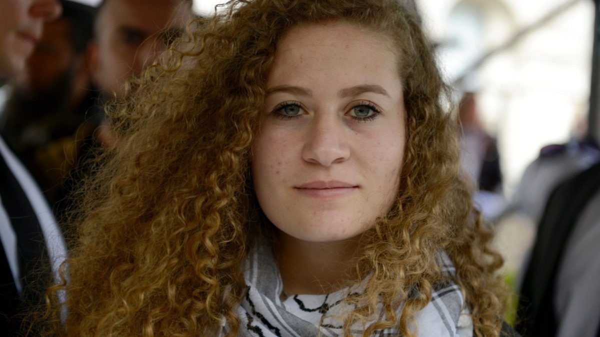 L'attivista Ahed Tamimi  nella lista dei palestinesi che possono essere liberati da Israele