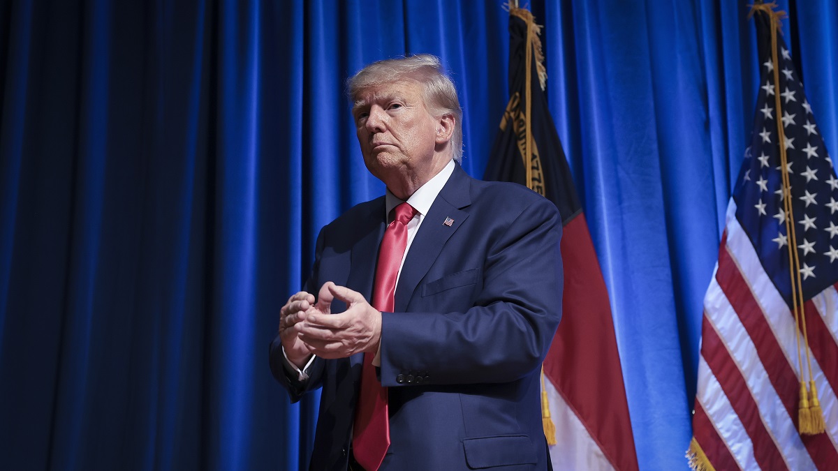 Trump può invitare Orban e Meloni prima di Starmer: diplomazia di Londra al lavoro per evitare lo sgarbo