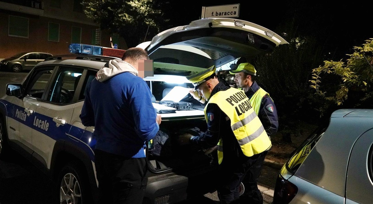 Positivo all'alcol test tenta di corrompere i carabinieri: il 45enne è tornato a casa con due denunce