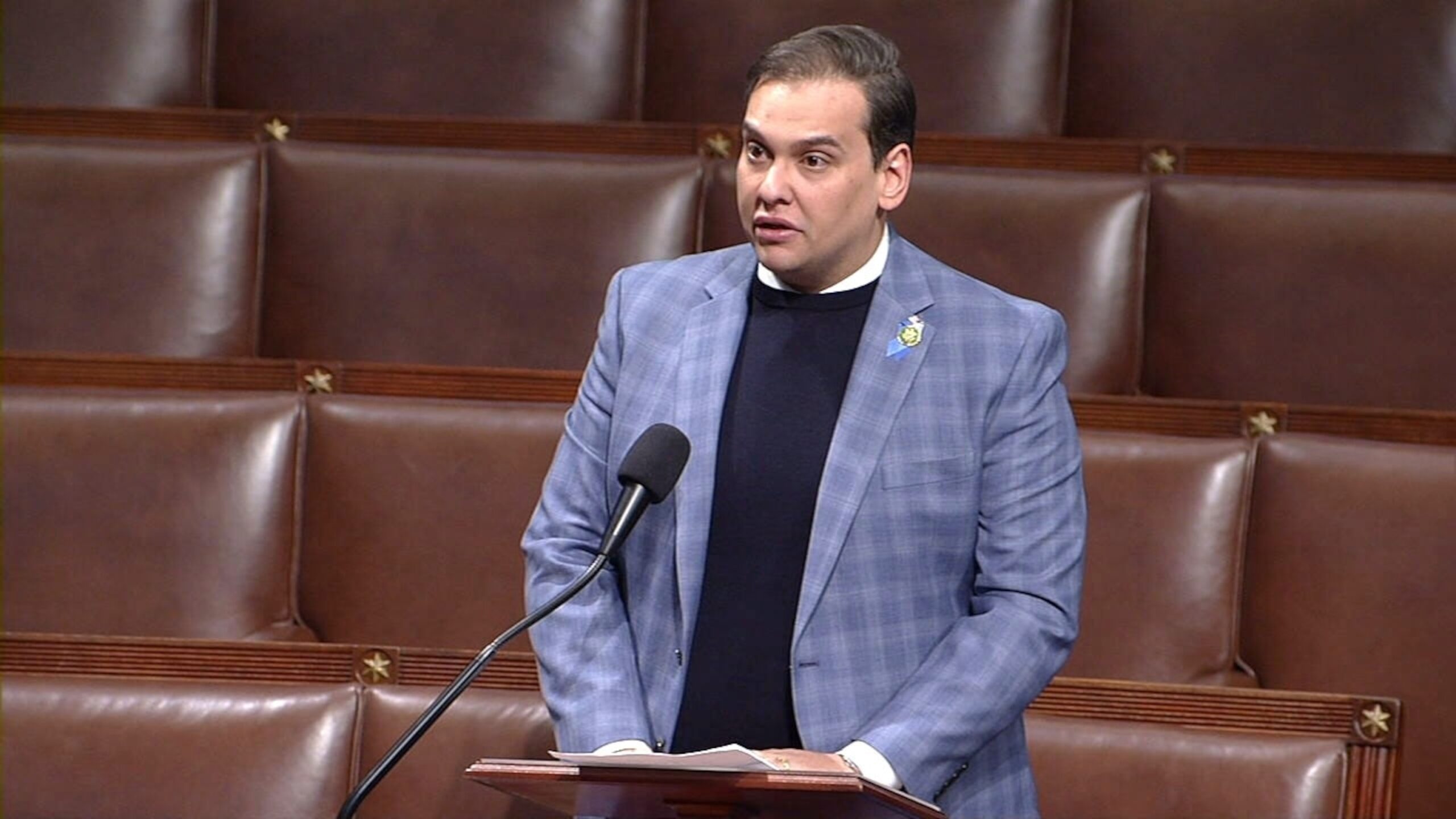 Mentitore seriale: il repubblicano George Santos cacciato dal Congresso con voto bipartisan