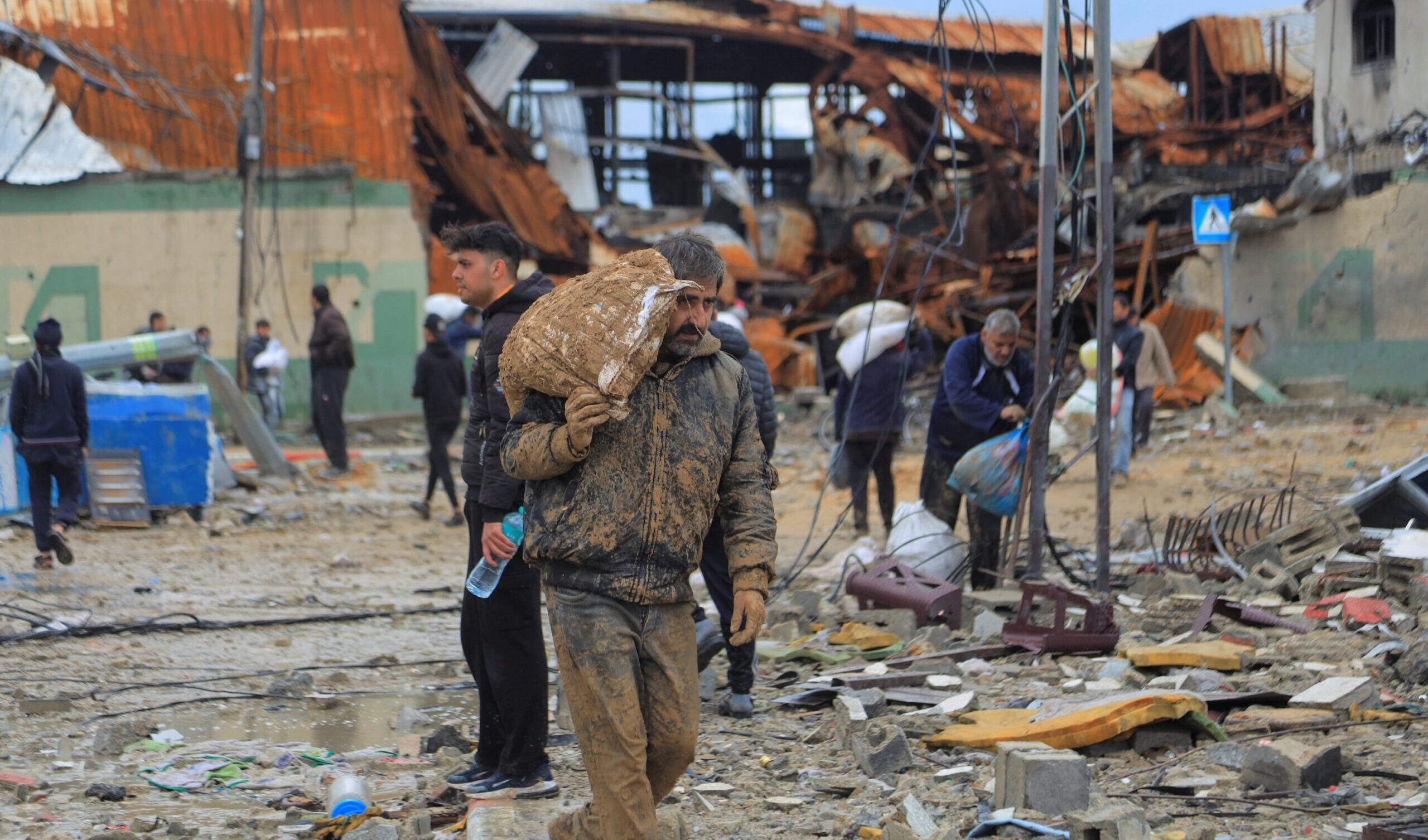 Unrwa, le agenzie dell'Onu: "Il mondo non può abbandonare la popolazione di Gaza" Unrwa, le agenzie dell'Onu: "Il mondo non può abbandonare la popolazione di Gaza"