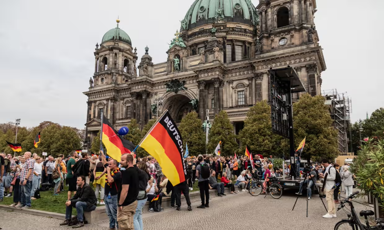 Alternative für Deutschland si incontra con i neo-nazisti per studiare un piano di deportazione degli immigrati