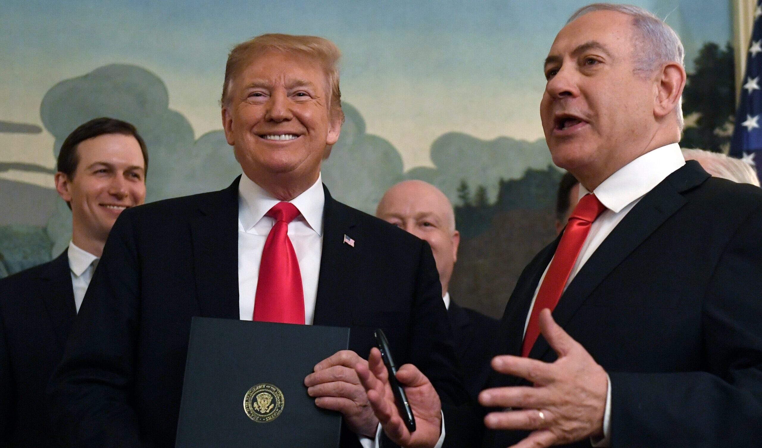 Donald Trump il razzista usa la parola 'palestinese' come insulto