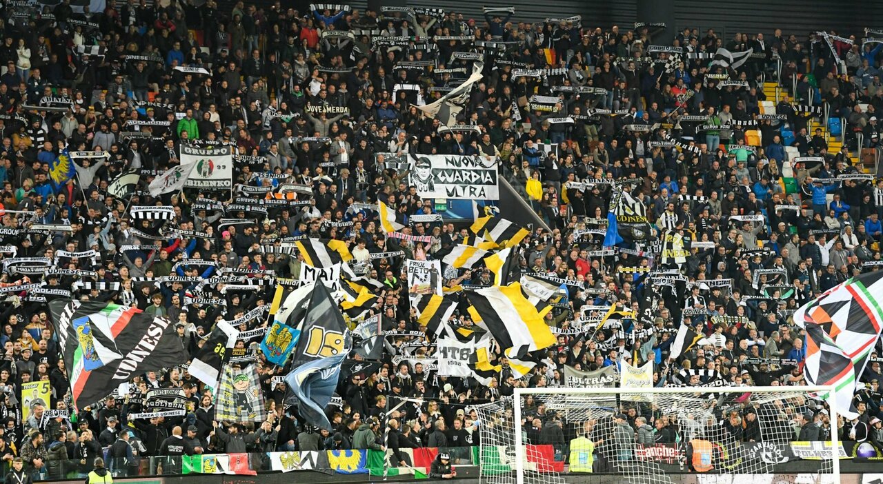 Cori razzisti, una gara a porte chiuse per l'Udinese: "Applicata la sanzione minima"