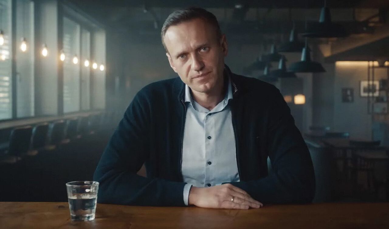 Navalny: il comitato investigativo russo dice che l'oppositore è morto per una 'malattia combinata'