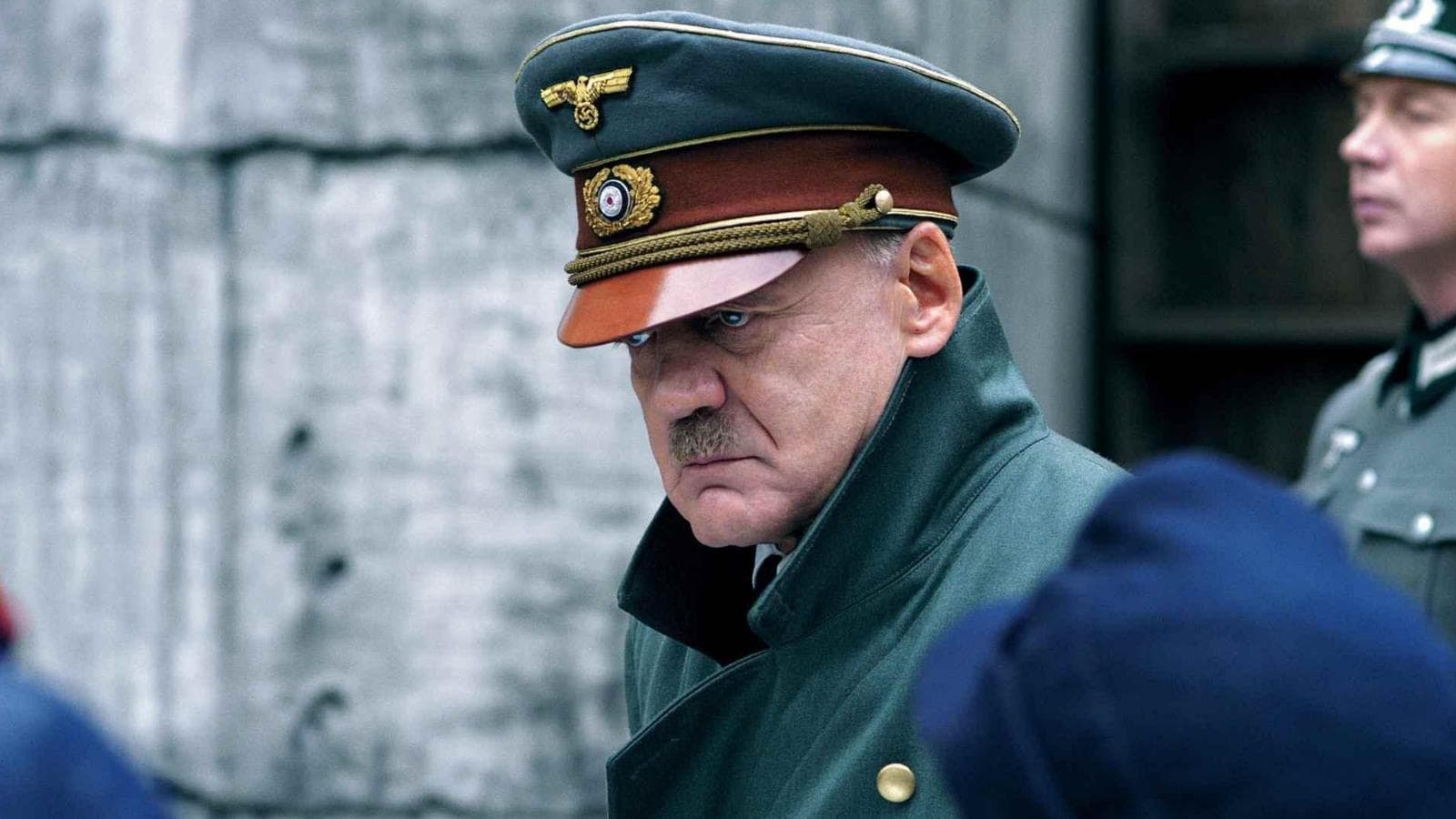 “La caduta - Gli ultimi giorni di Hitler”, alle 21.20 su Rai 3: ecco la trama del film con Bruno Ganz