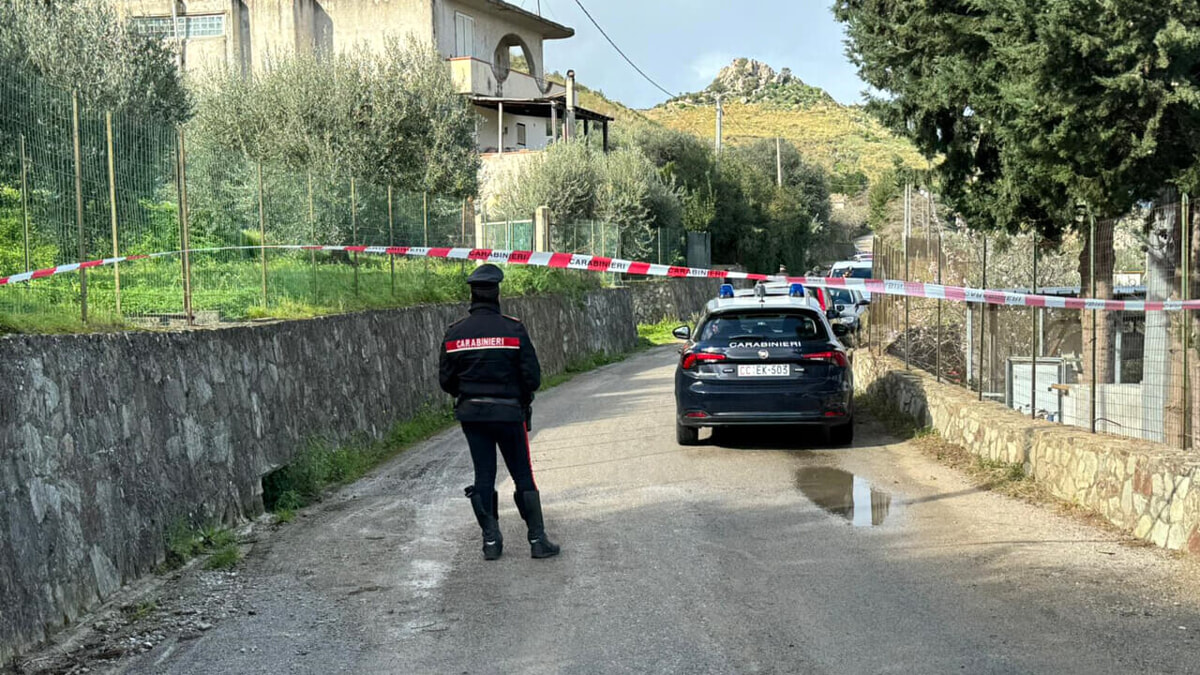 Follie religiose: un muratore uccide moglie e figli e dice che in casa c'era il diavolo