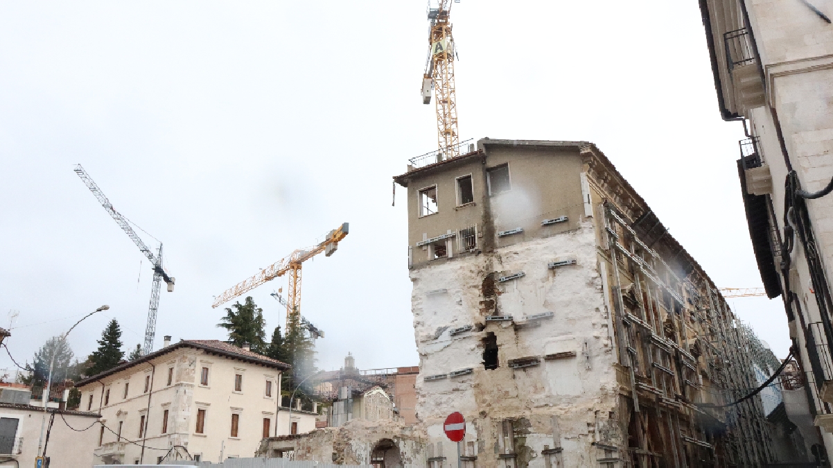 L’Aquila a 15 anni dal sisma: “Bene ‘capitale della cultura’ nel 2026 ma non sia un eventificio”