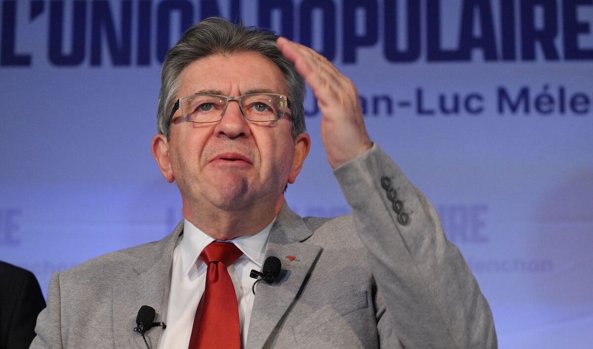 Francia: sugli aiuti all'Ucraina Marine Le Pen si astiene, no di Melenchon