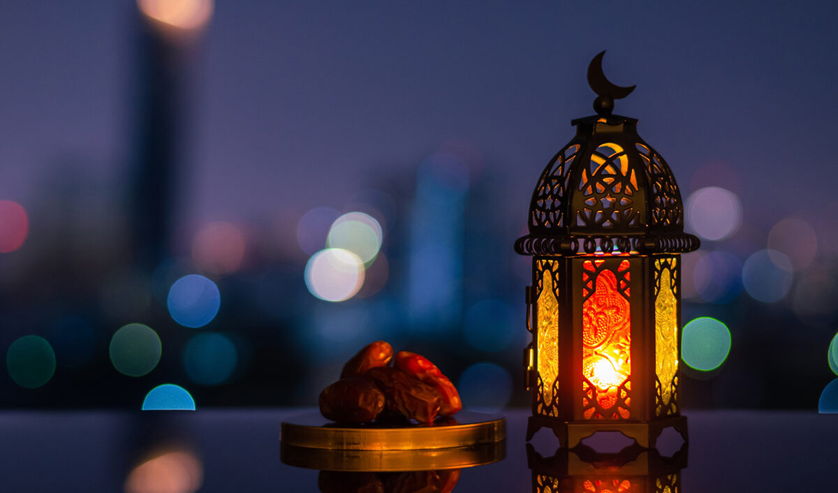 Cosa è il Ramadan, il mese sacro di digiuno dei musulmani