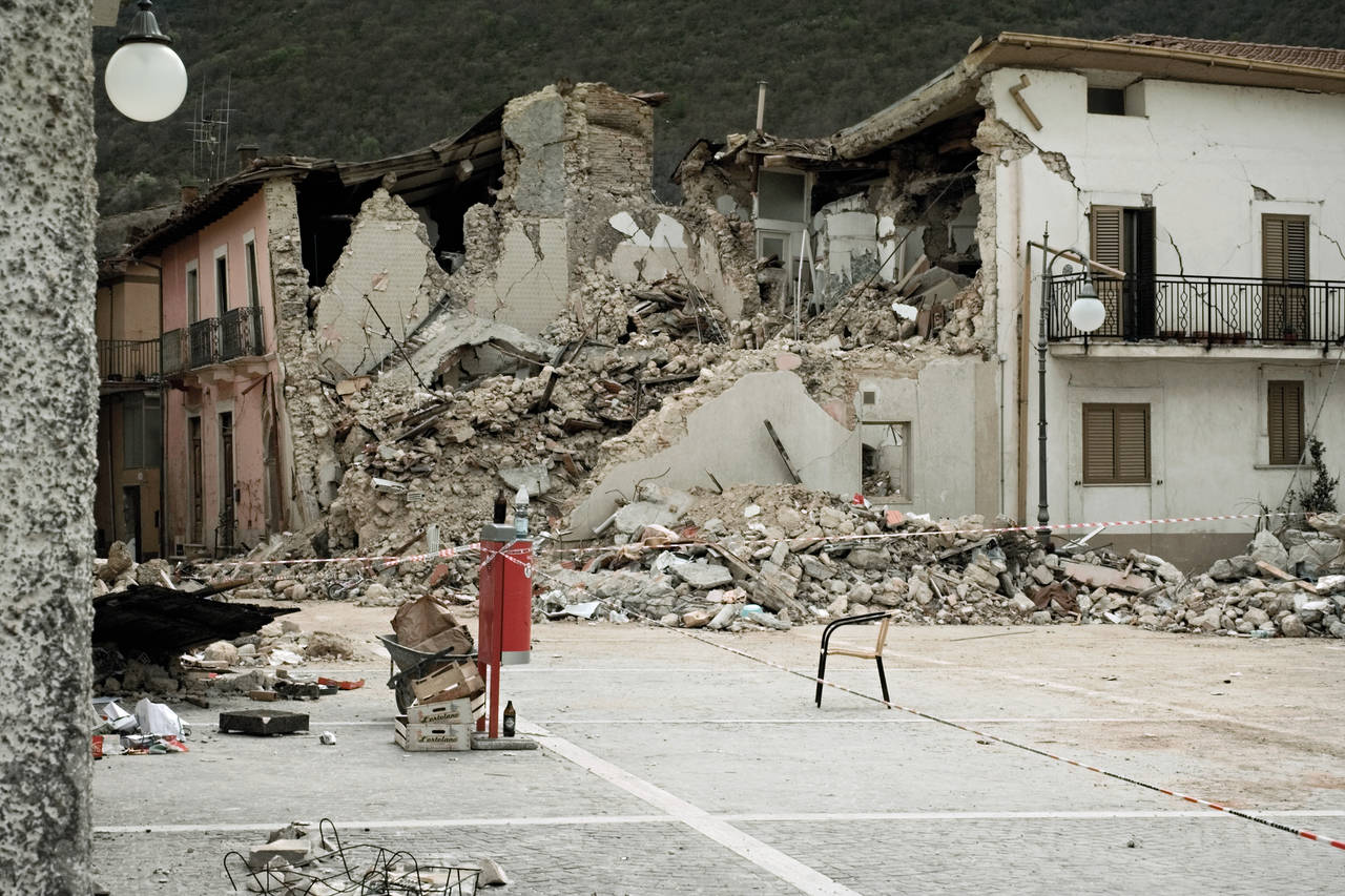 Il governo Meloni taglia i fondi all'Abruzzo terremotato, il Pd: "La destra elimina 250 milioni di fondi"