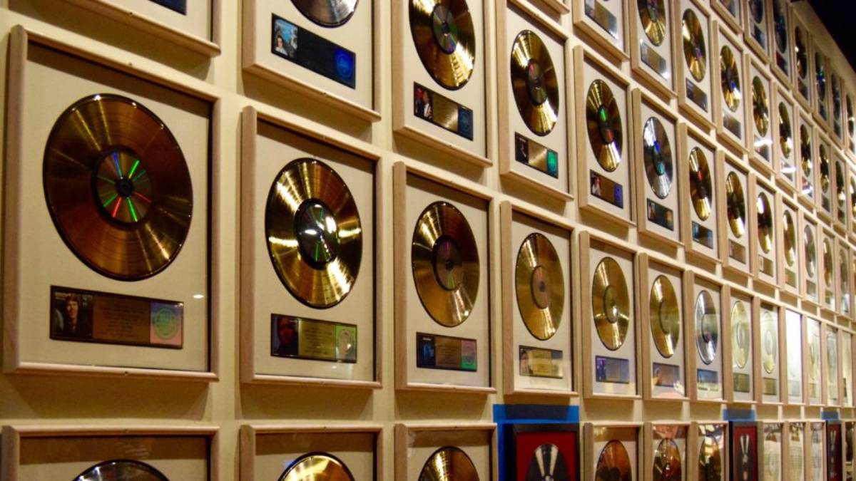 Che fine ha fatto il Disco di Diamante, nell'epoca dello streaming? Ecco come si calcolano i 'premi' della musica