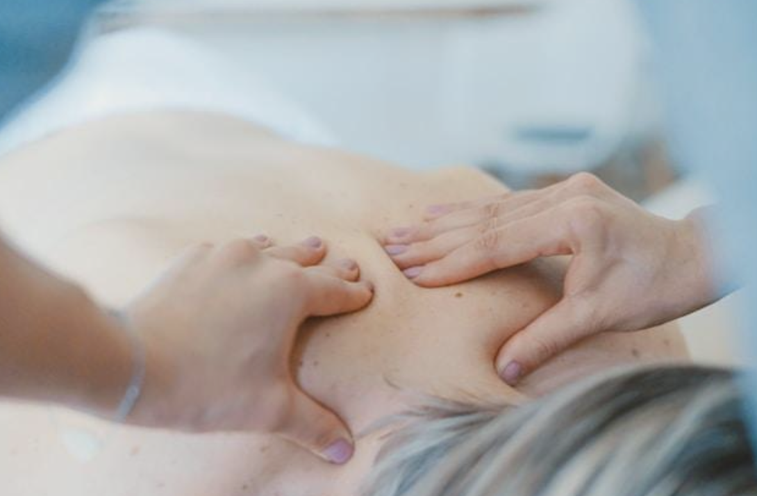 Massaggi muscolari: sono davvero utili? Quali attrezzi sono più adatti?