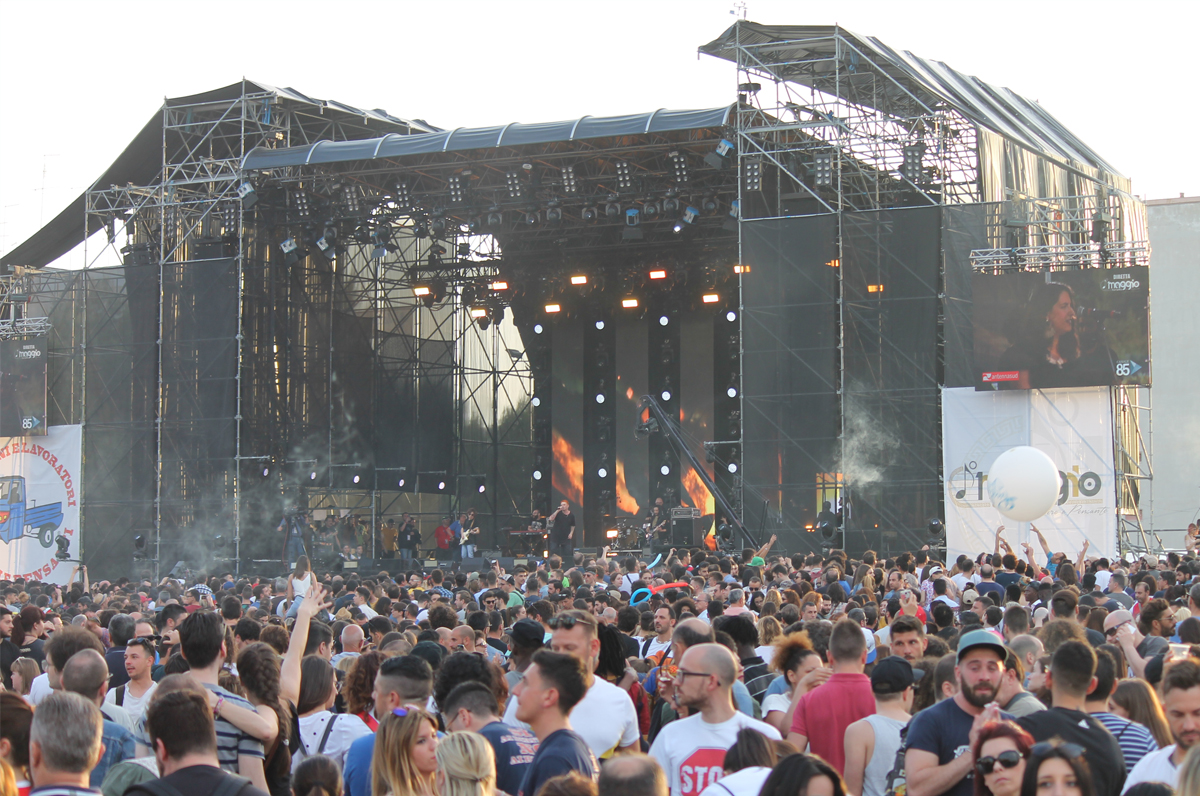 A Taranto il concertone Uno maggio libero e pensante