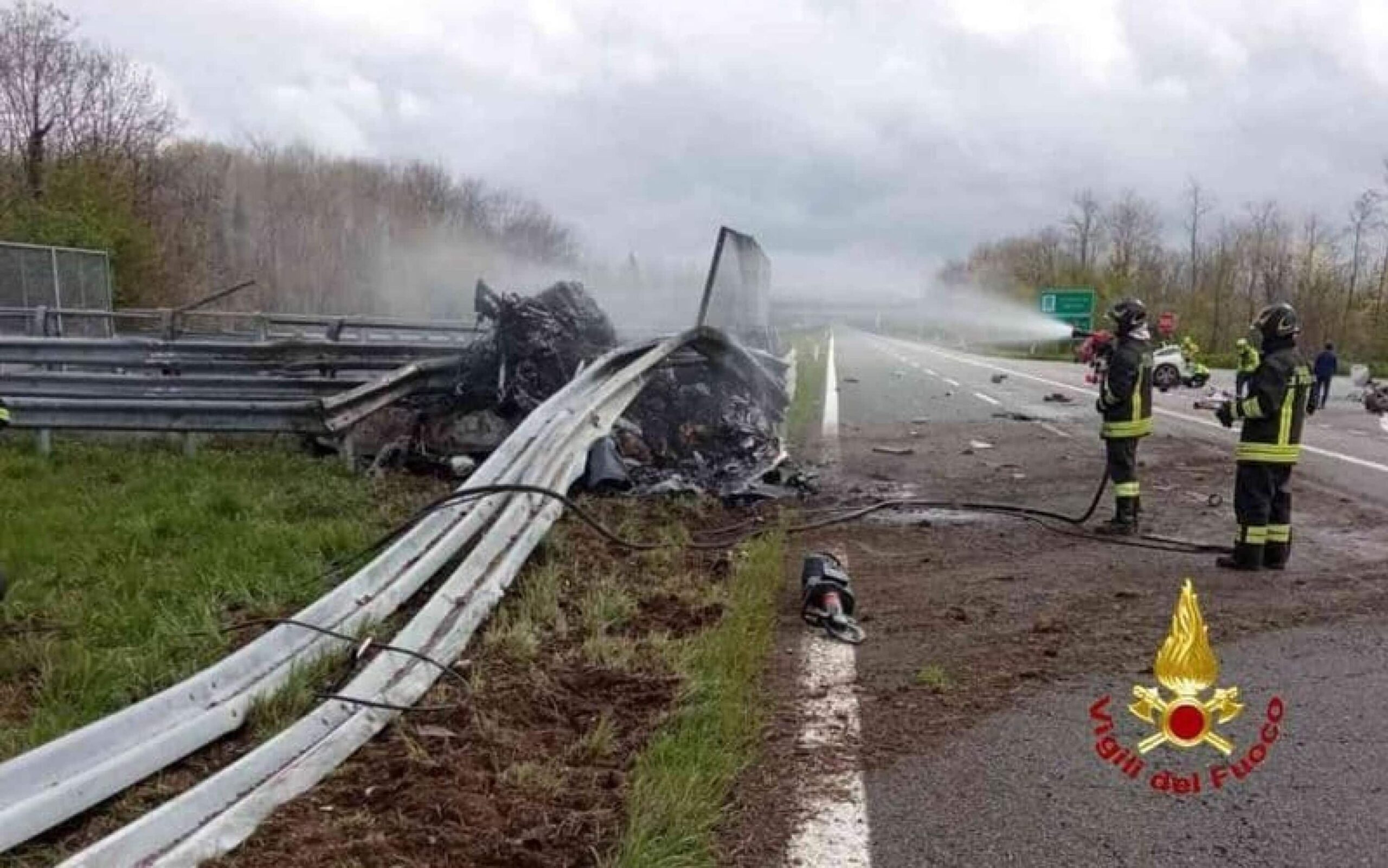 Era una modella ucraina la seconda vittima di una Ferrari andata a fuoco dopo uno scontro