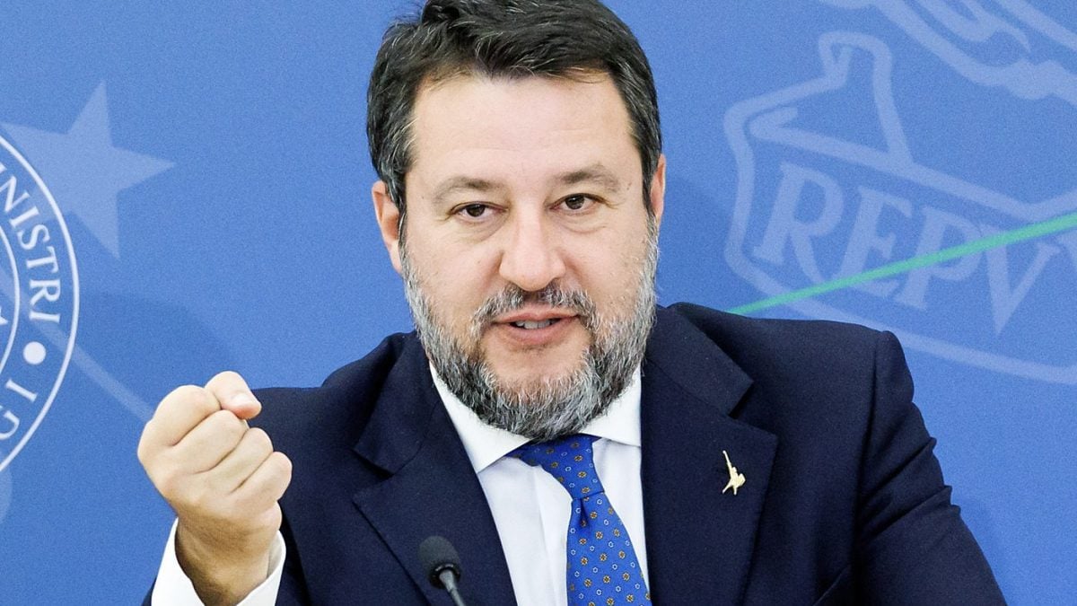 Sondaggi politici, la Lega sprofonda mentre cala la fiducia nel governo Meloni: ecco i nuovi dati