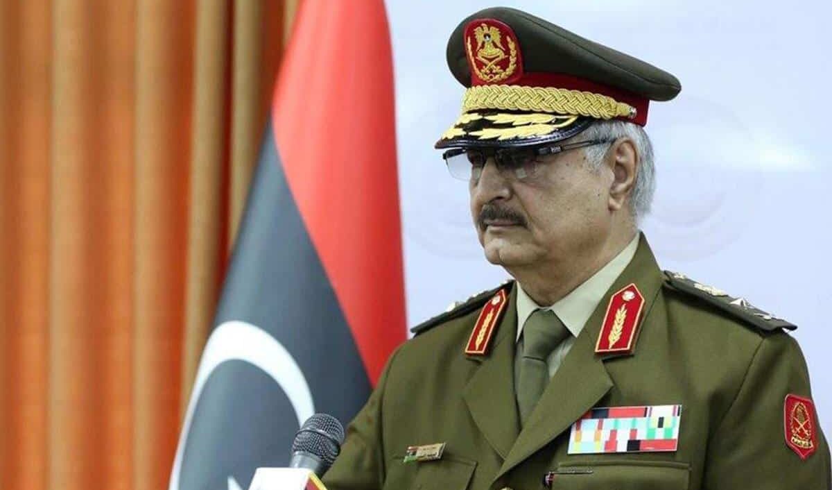 Libia: il generale Haftar al servizio dello zar Putin, ma Giorgia Meloni fa finta di niente