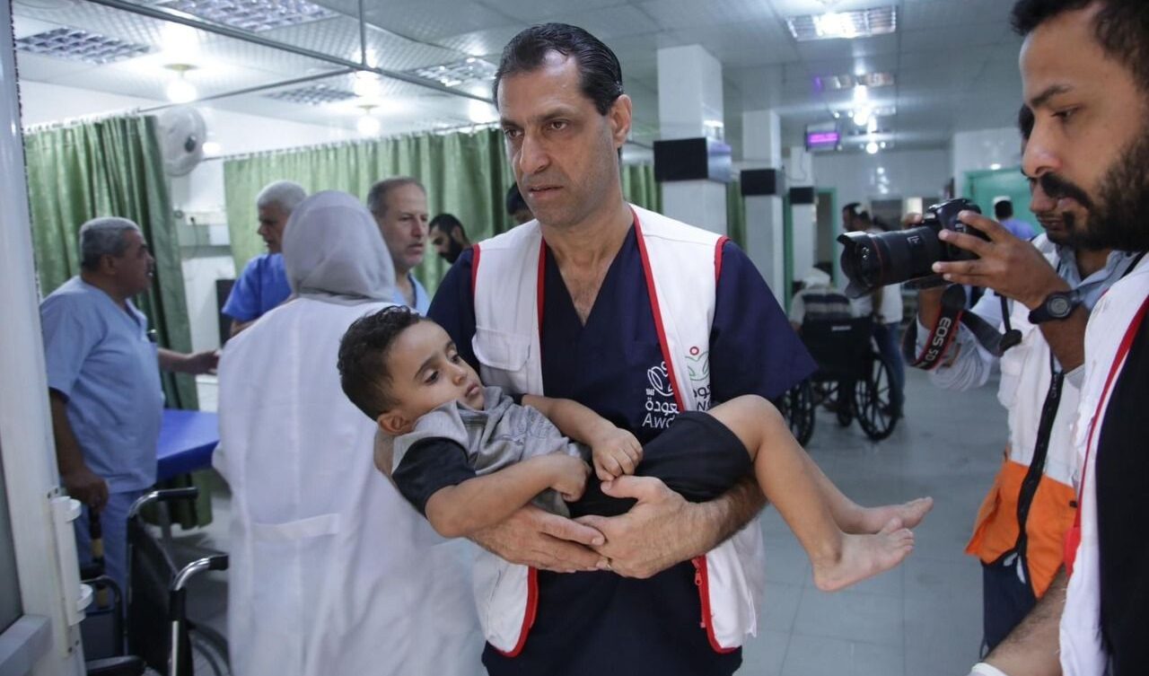 Gaza, la storia di quegli eroi in camice bianco massacrati da Israele