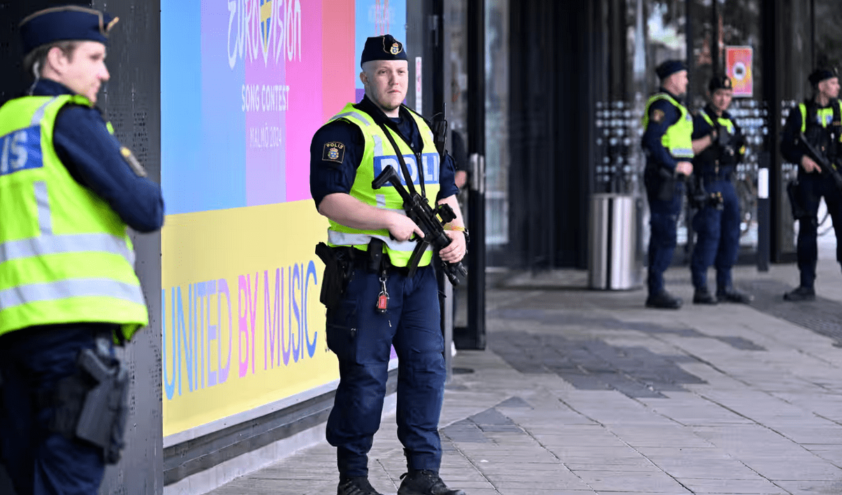 Eurovision, è il turno della cantante di Israele e Malmö è blindata in vista di grandi proteste