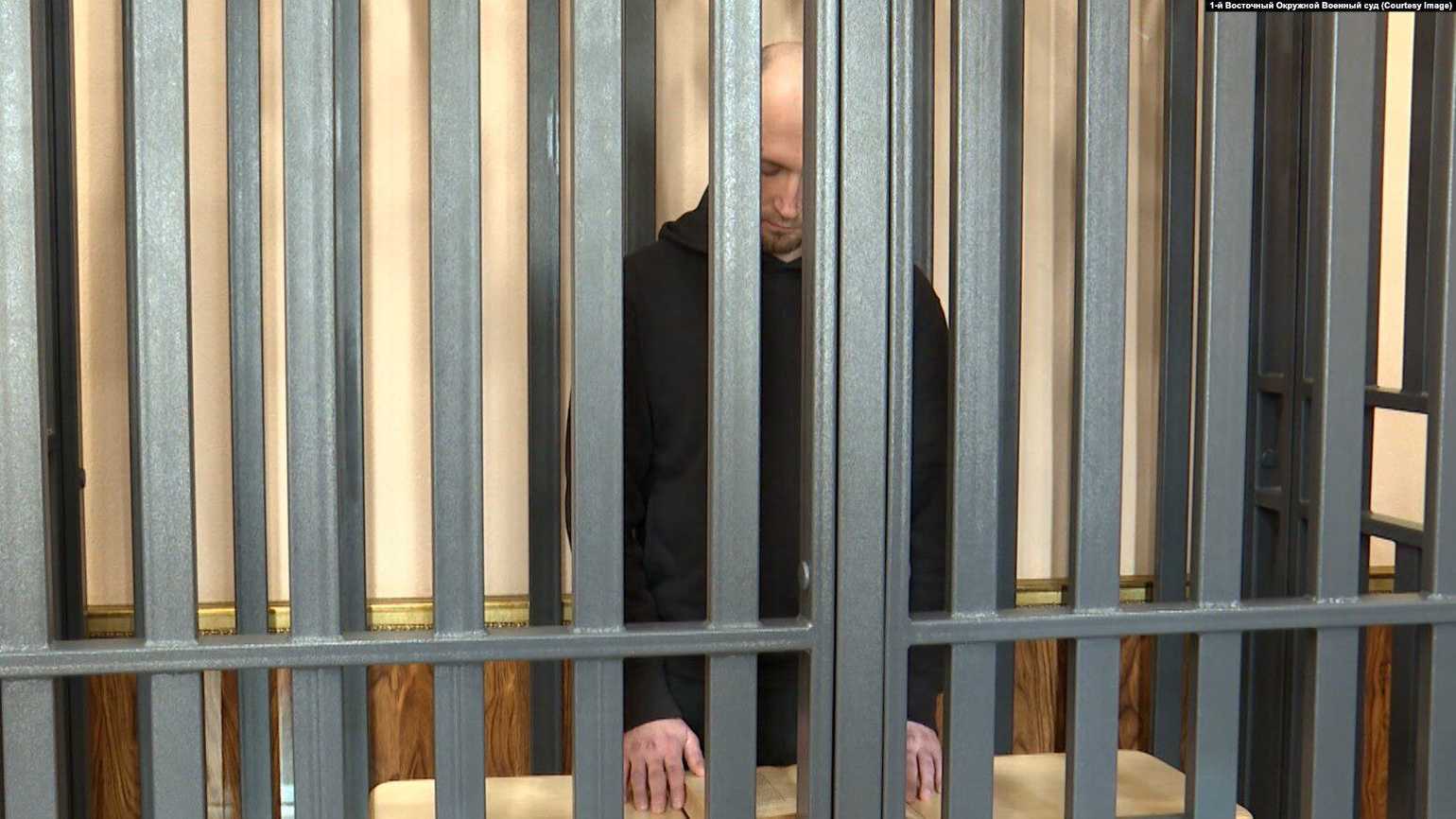 Russia, attivista condannato a 15 anni per aver appiccato fuoco ad un ufficio di leva militare