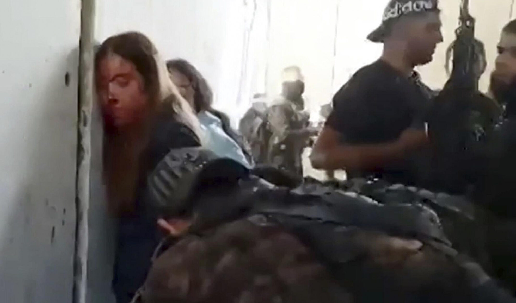 Video delle soldatesse israeliane rapite da Hamas: accuse a chi ha riconosciuto lo stato di Palestina