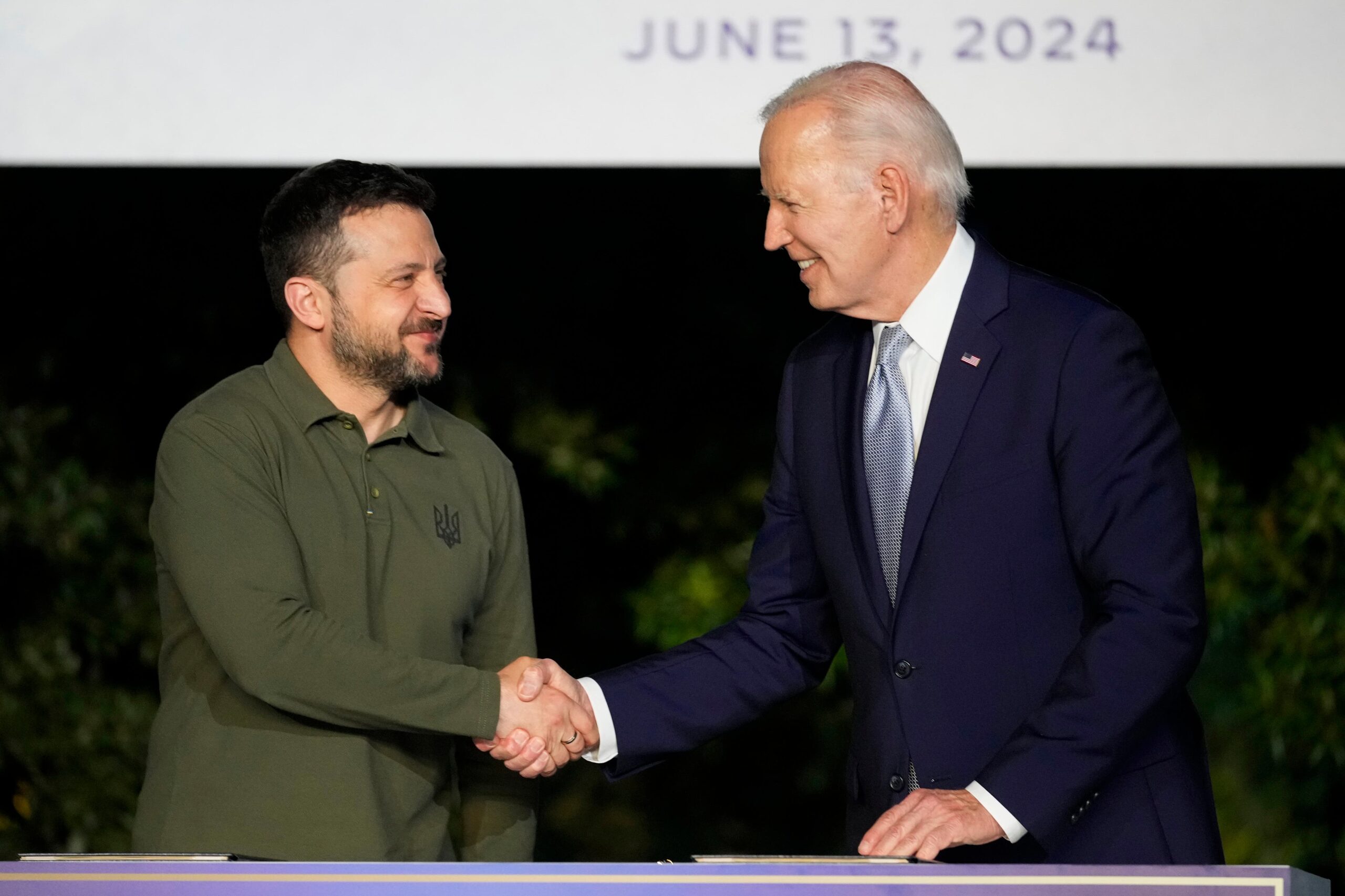 Biden e Zelensky, accordo sulla sicurezza: "Staremo con l’Ucraina"