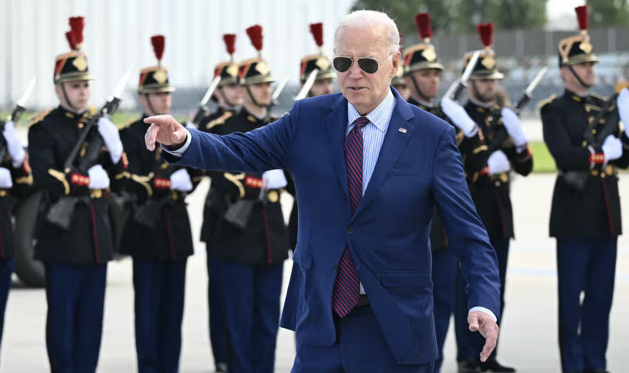 Biden in Francia per il D-day: in Normandia incontrerà presidente ucraino Zelensky