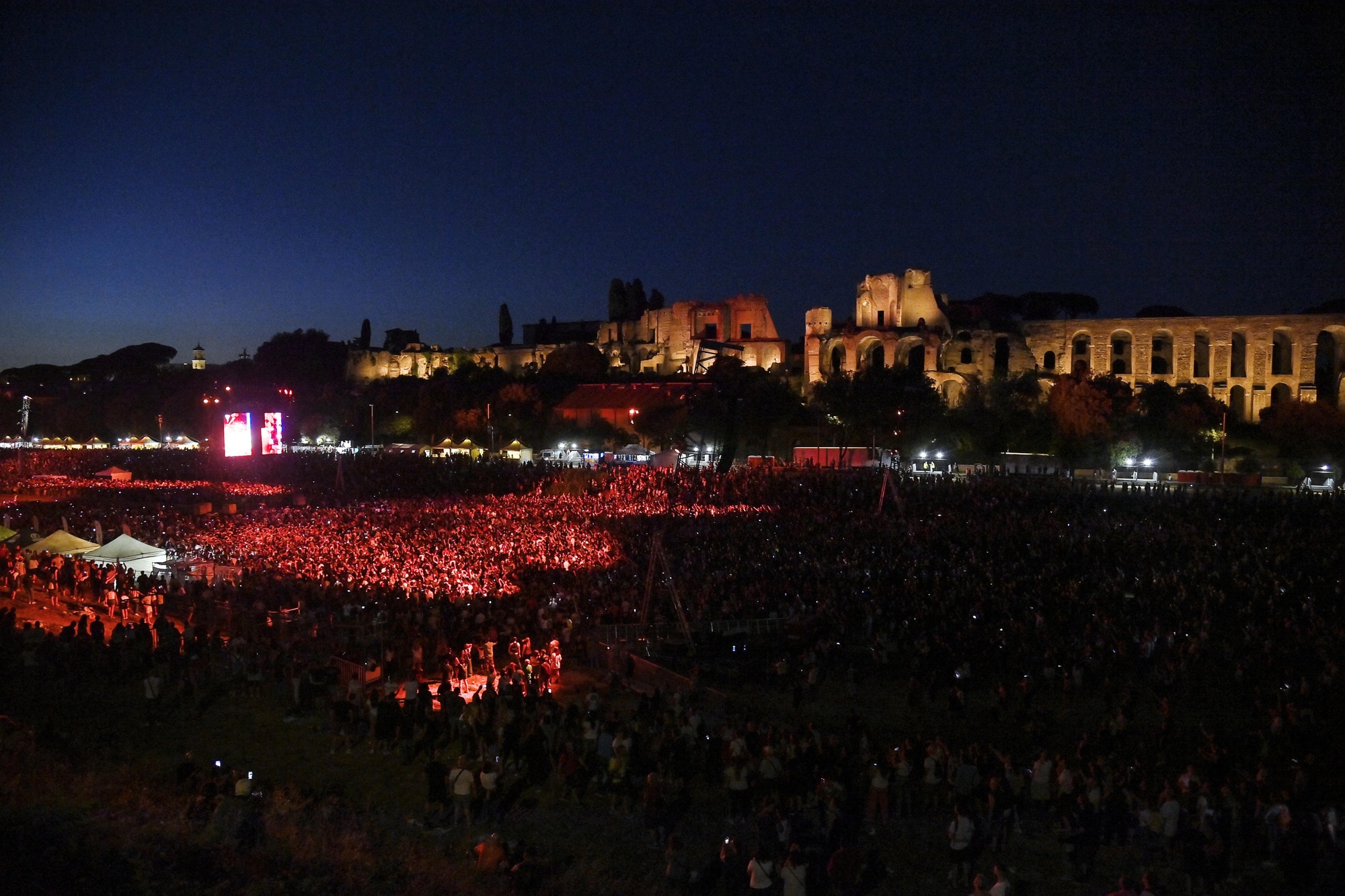 "Vasco Live Roma Circo Massimo XXII", alle 21.20 su Rai 1: le anticipazioni sul documentario in onda mercoledì 5 giugno