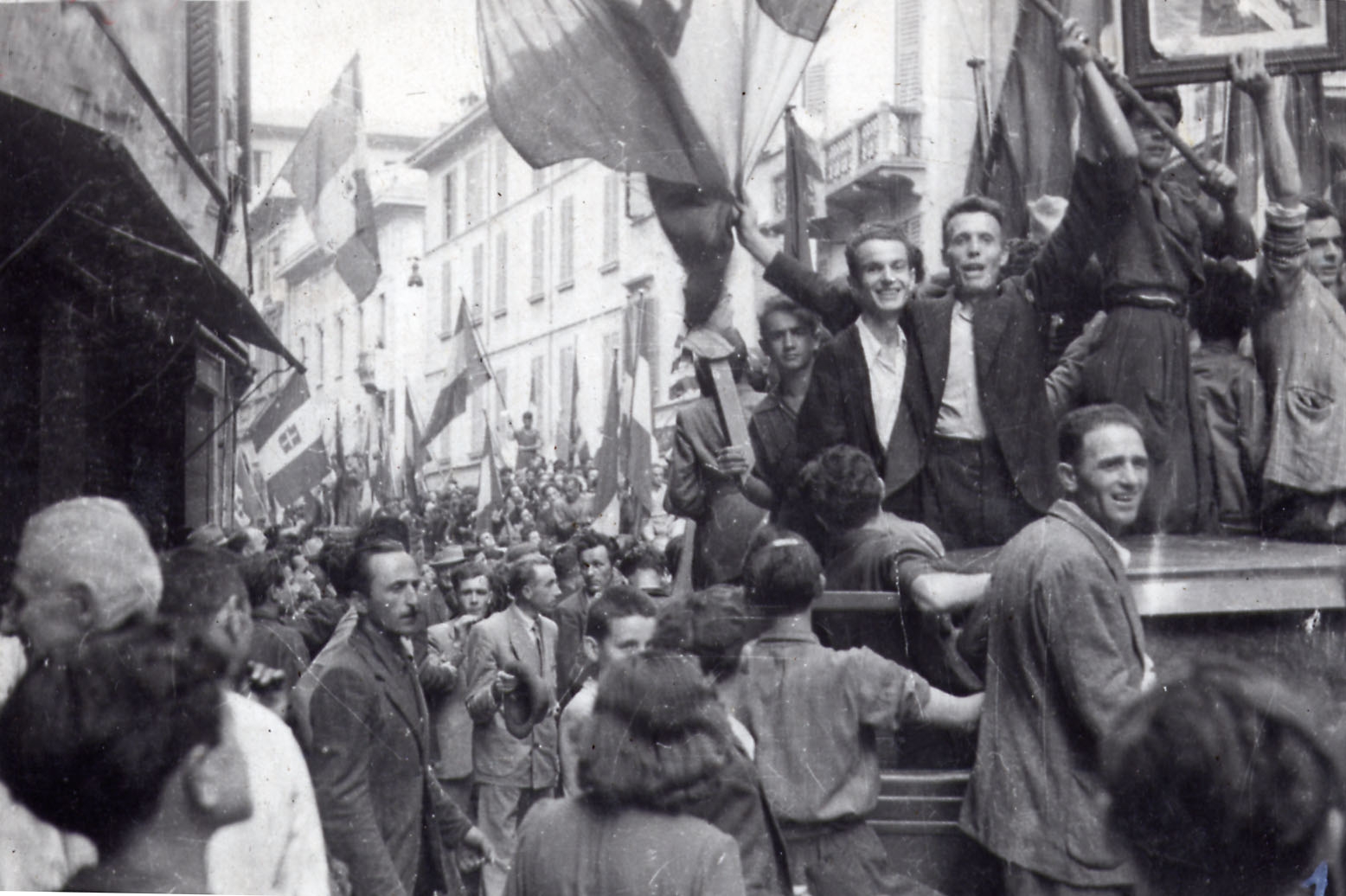 Pastasciutta antifascista: breve storia della ricorrenza del 25 luglio per festeggiare la caduta di Mussolini