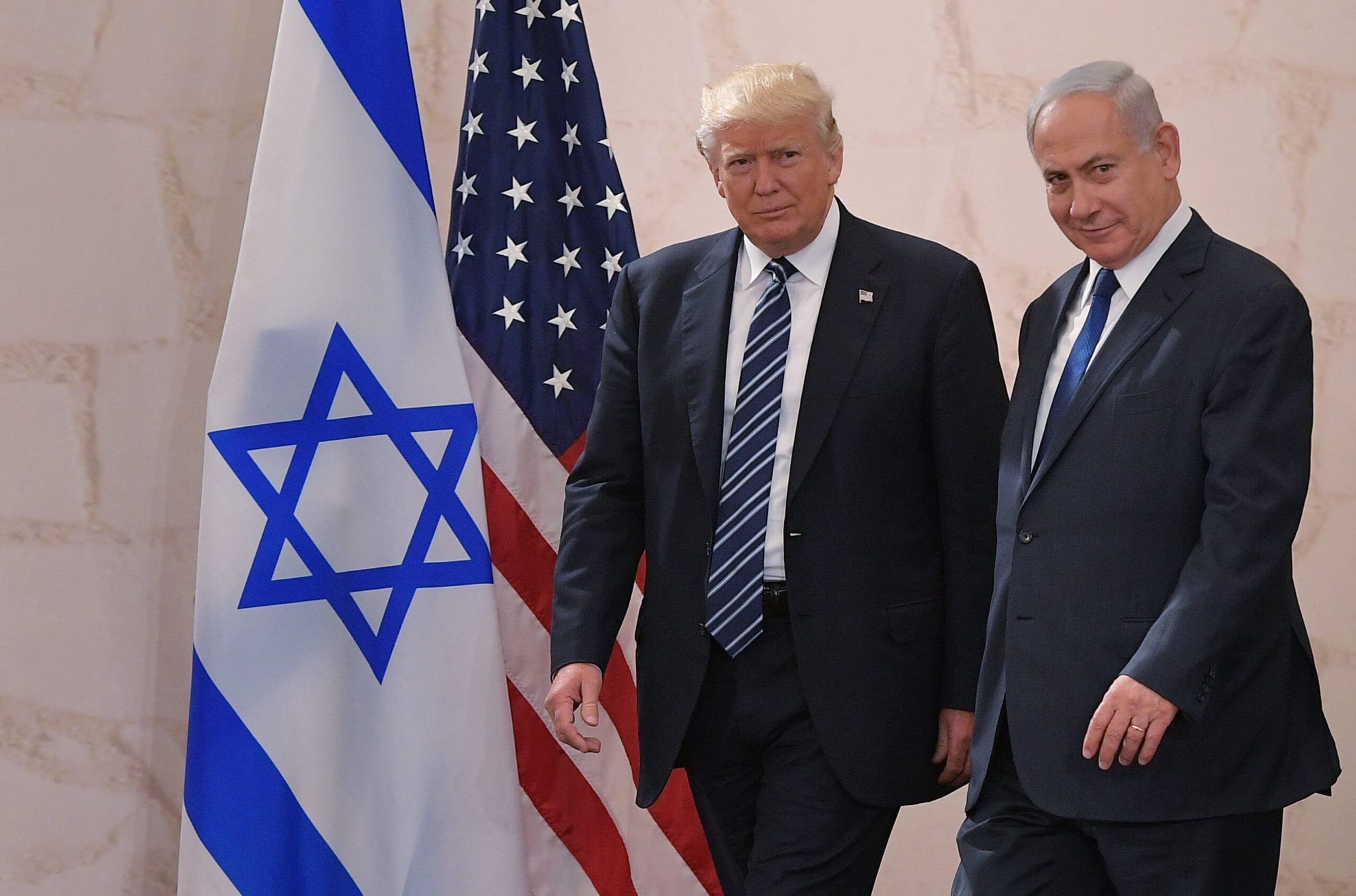 Netanyahu ringrazia Trump per l'appoggio contro l'Iran: "Deciderà lui se entrare in guerra"