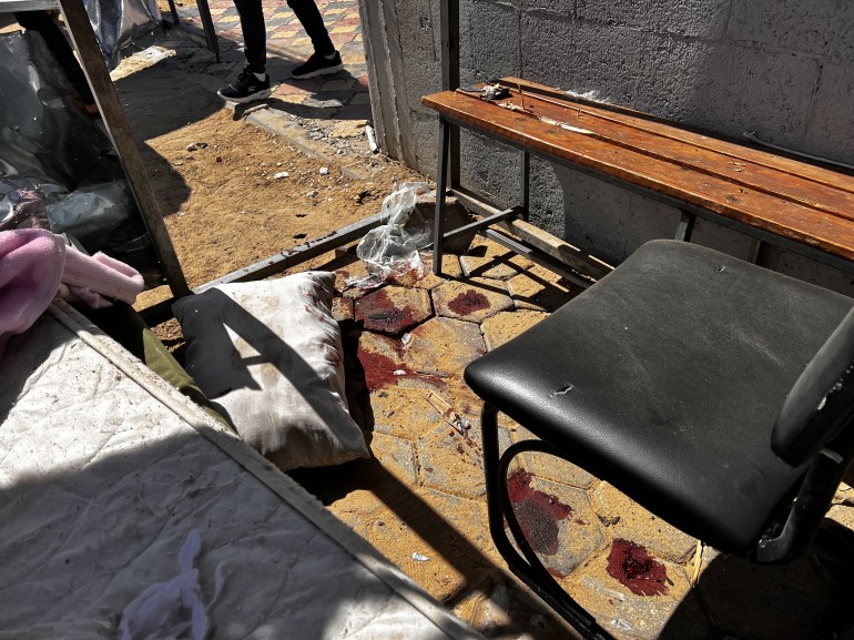 Gaza, Israele bombarda perfino l'ospedale da campo di Khan Younis: era un'area designata come 'zona sicura'