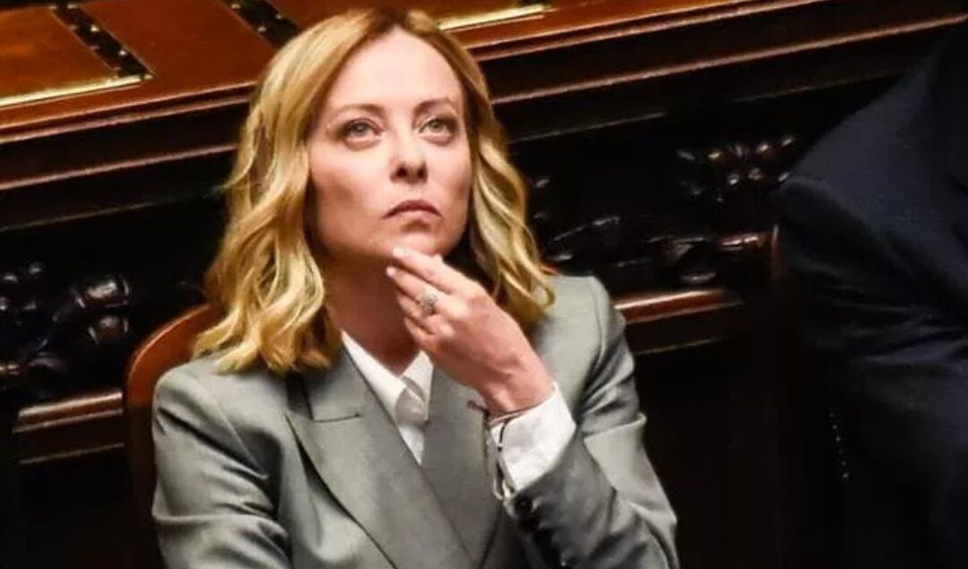 Meloni evita di condannare chiaramente i massacri di Gaza per non scontentare Netanyahu e Trump