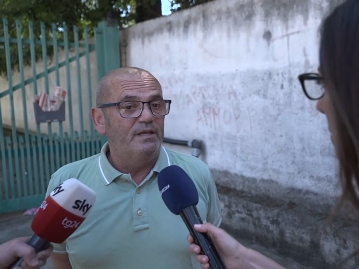 Sospeso dall'insegnamento il prof che ha minacciato la figlia di Giorgia Meloni