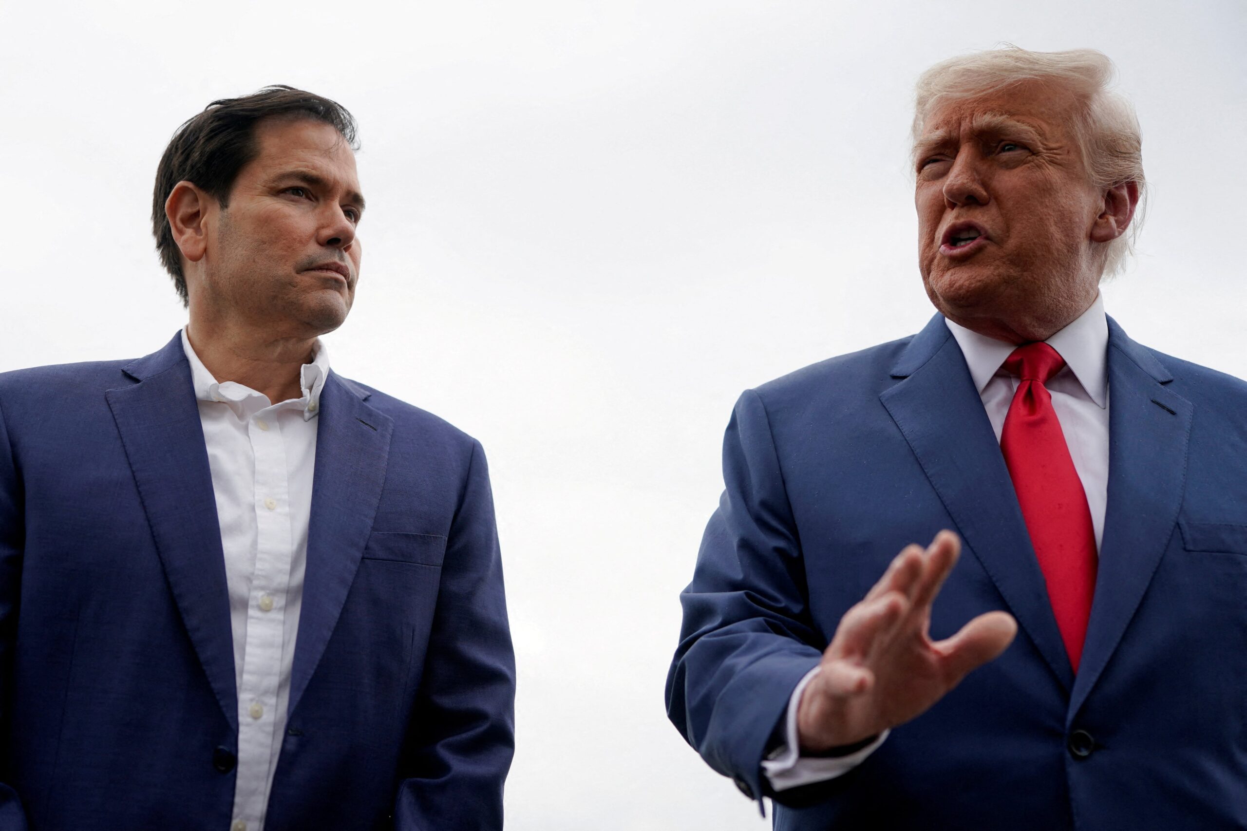 Trump pronto a estendere il bando migratorio a altre 36 Paesi: mossa razzista contro africani e musulmani