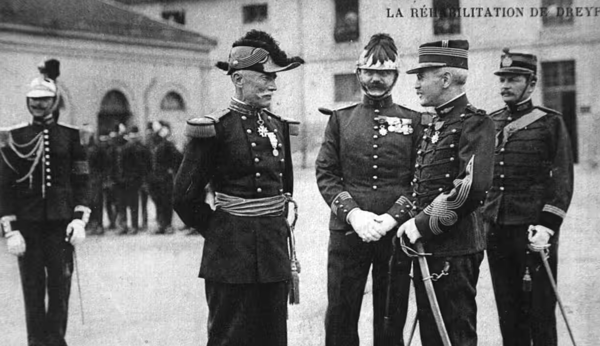Dreyfus: la Francia pensa a una promozione pustuma a generale per l'ufficiale vittima dell'antisemitismo