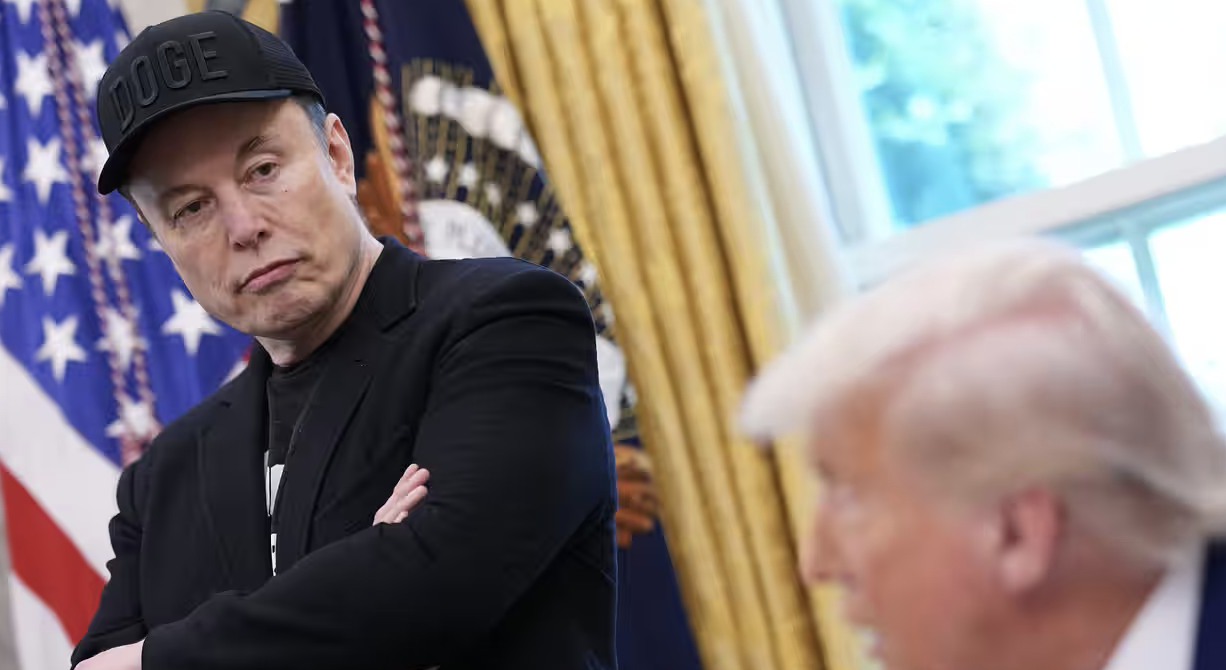 Elon Musk attacca il piano fiscale di Trump: “Un’aberrazione disgustosa”